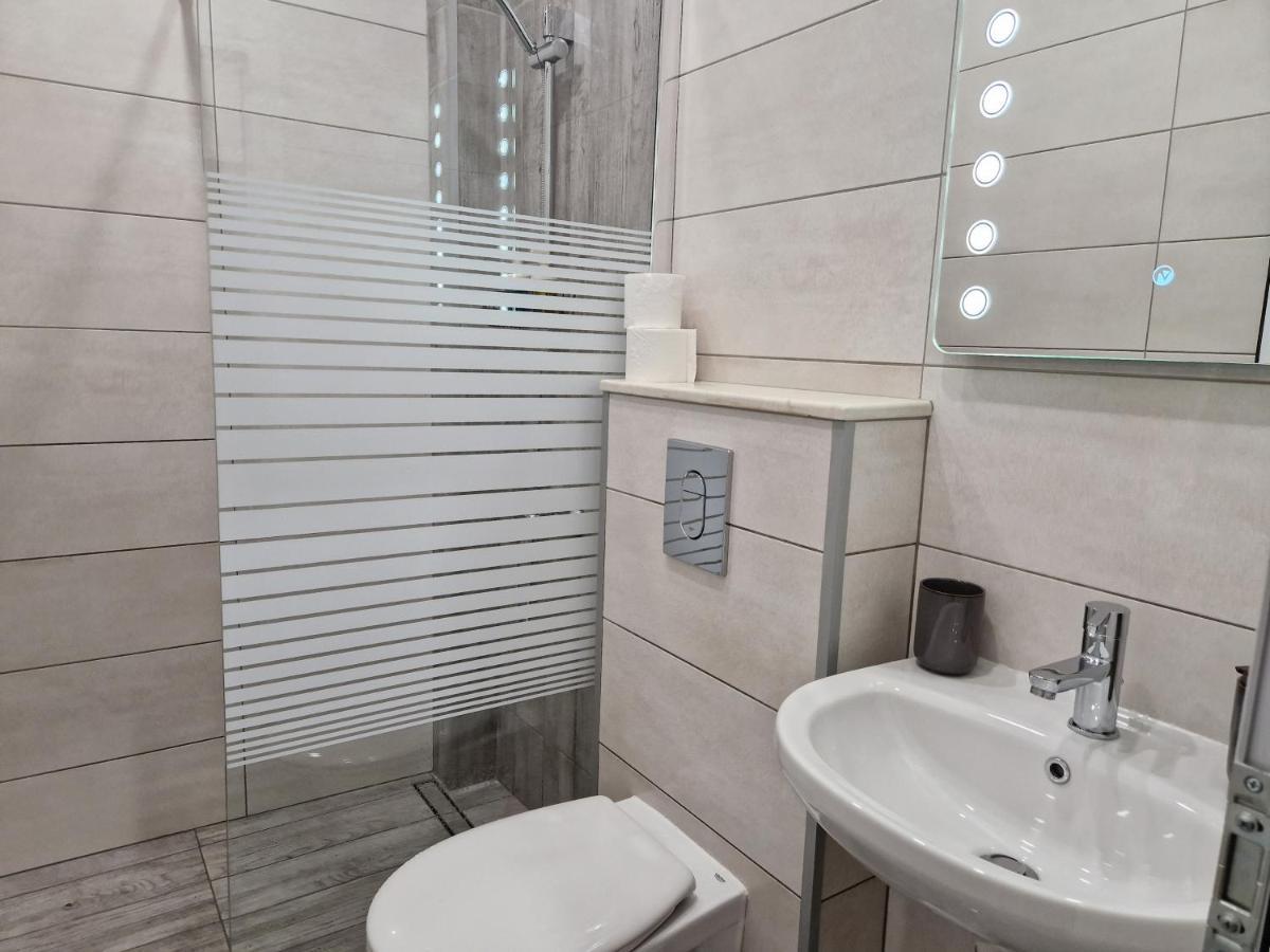 Malavi Tn2 Top Center Apartment Русе Екстериор снимка